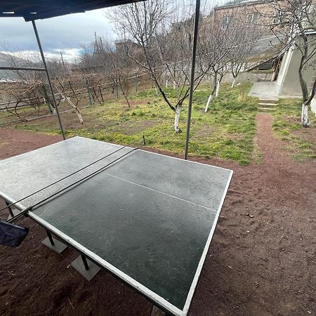 Hayi Tun Guest House Goris Exterior photo